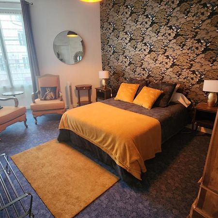 Artistique Appartement Sillé-le-Guillaume Buitenkant foto